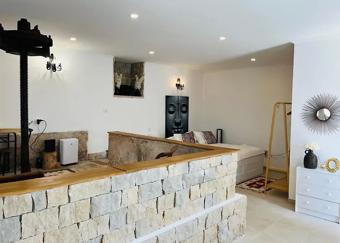 Largo De Santa Ana Cadaval